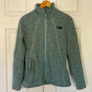 The NORTH FACE jacket!